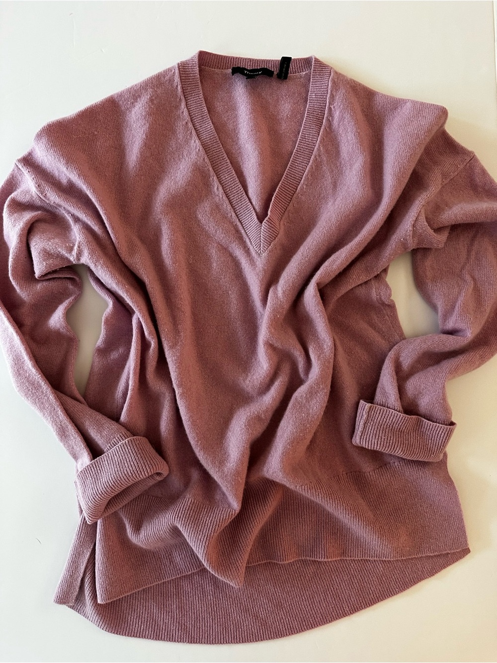 Theory Women’s 100% Cashmere V Neck Sweater Dusty Rose Tunic Style Small